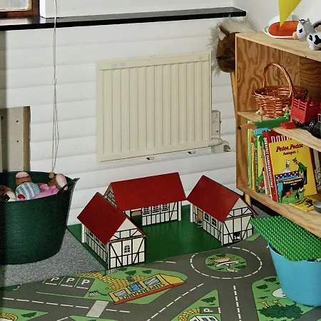 Three-bedroom Holiday In 2 度假居 Strøby Ladeplads
